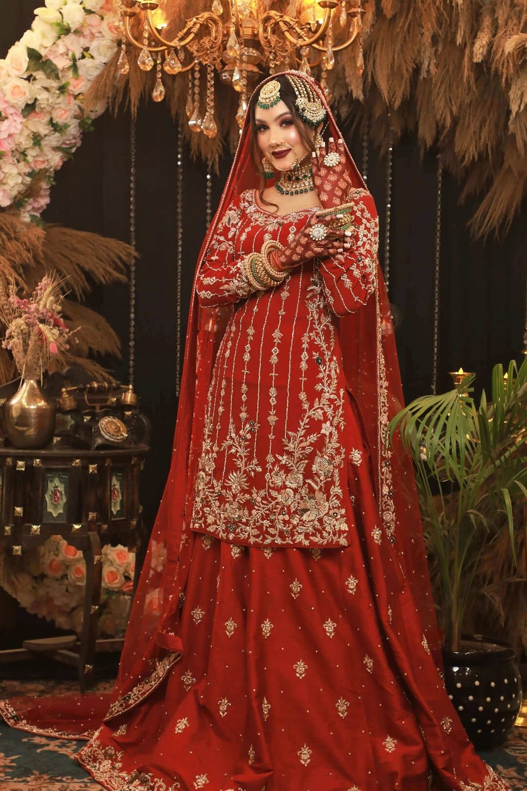 Red colour best sale ka gharara